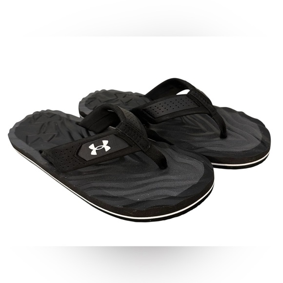Under Armour Black Sandals Flip Flops Shoes Men’s Sz 6 RARE Contour Foam Footbed - Picture 3 of 6